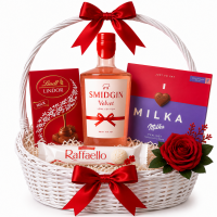 Корпа со џин „Love Edition“